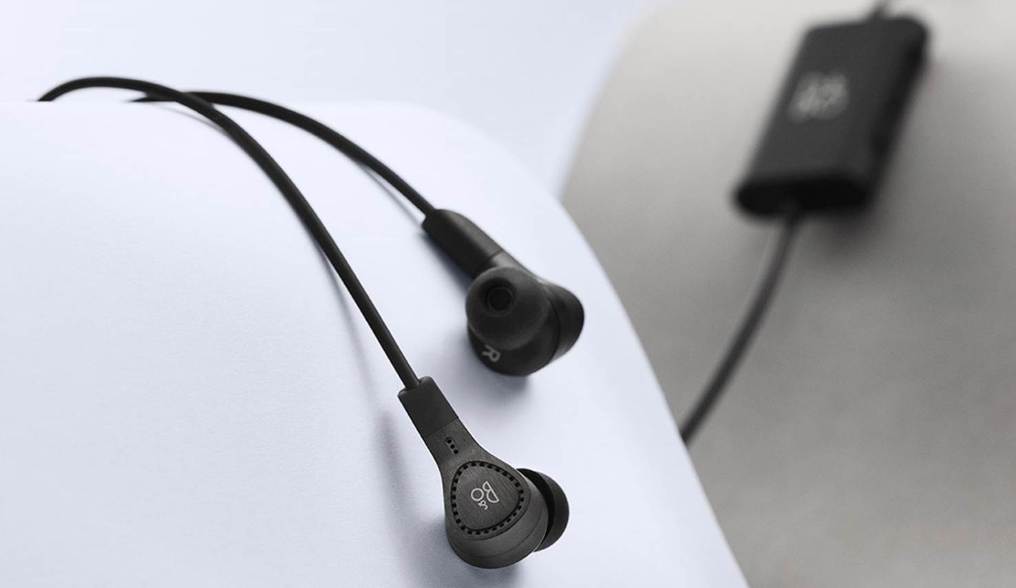 Top 20 Best Noise Cancelling Earbuds Of 2018 - Bass Head Speakers