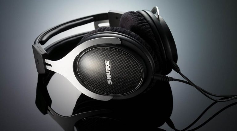 Shure SRH1540 Headphone Review – Is It Worth The Price?