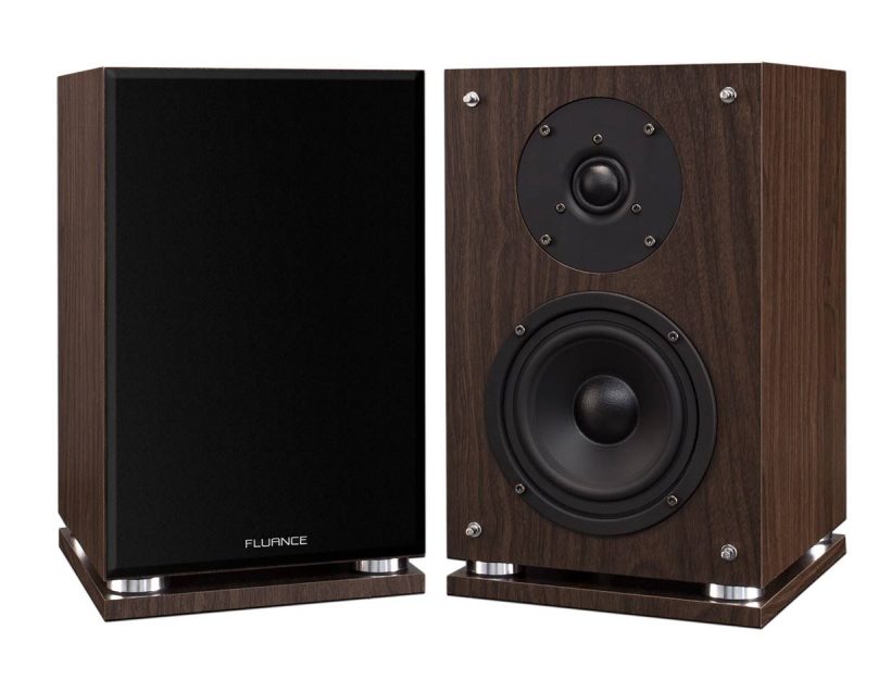 The 10 Best HiFi Speakers Of All Time – Bass Head Speakers