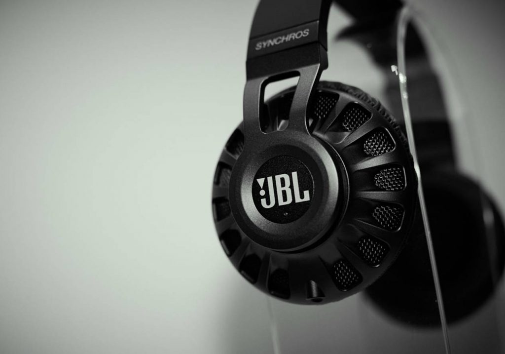 The Top 10 Loudest Bluetooth Headphones In 2024