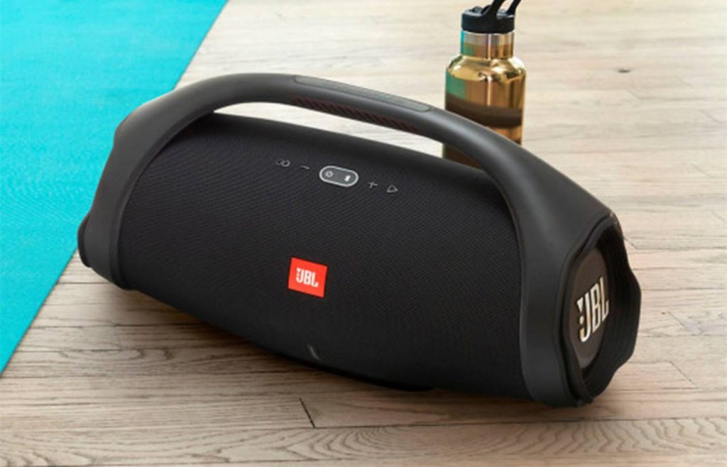 JBL Boombox vs Boombox 2 Which is the better speaker?