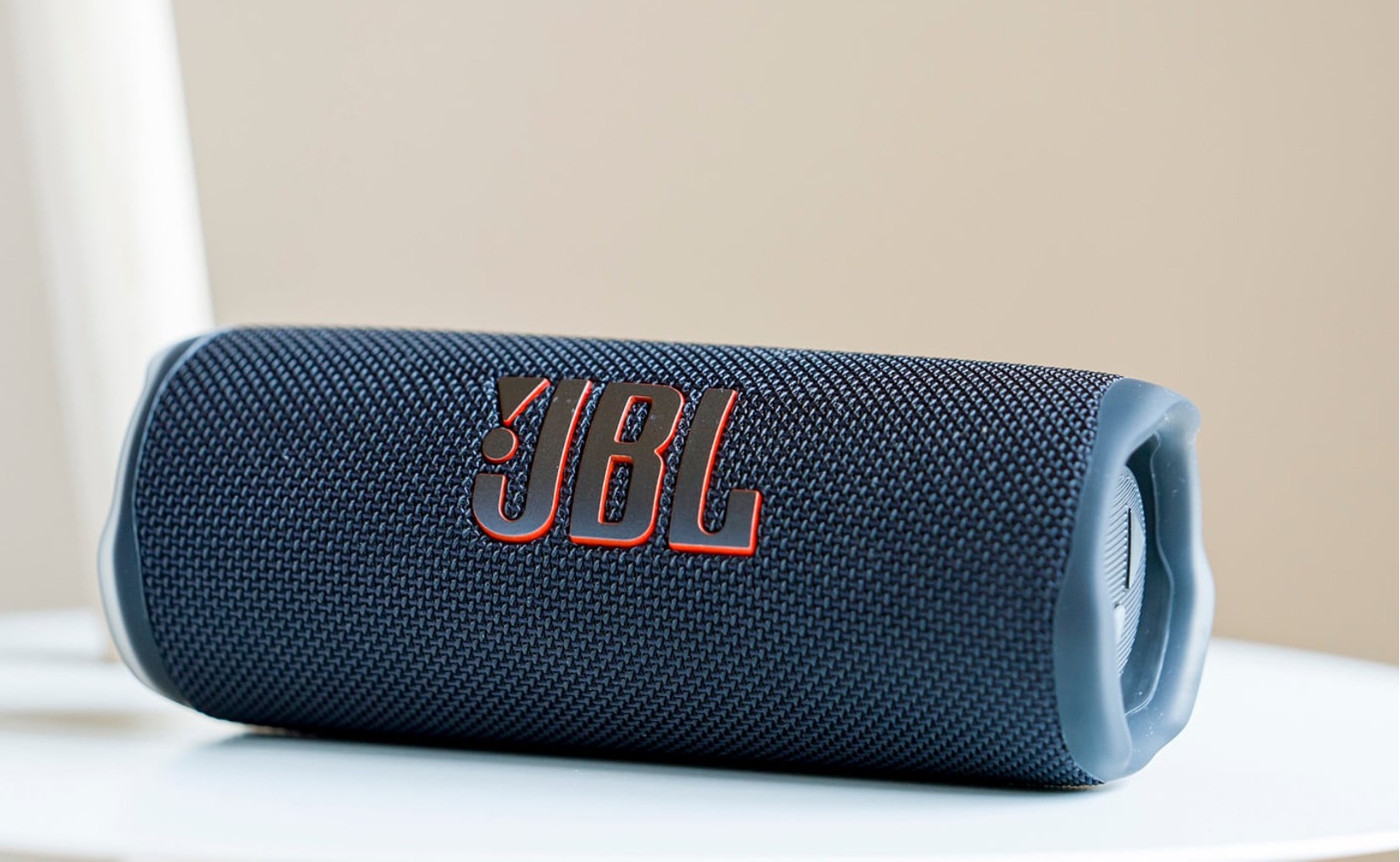 JBL Flip 6 review: The big little speaker
